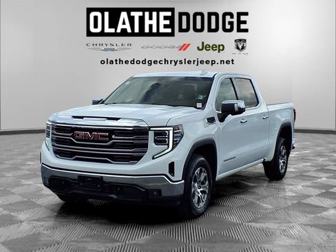 Used 2024 GMC Sierra 1500 SLT RWD image 1