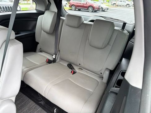 Used 2023 Honda Odyssey EX-L image 27
