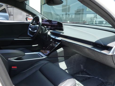 Used 2024 Lucid Air Touring AWD/4WD image 20