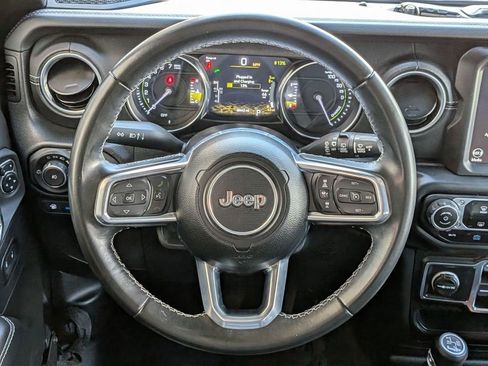 Used 2021 Jeep Wrangler Unlimited Sahara w/ Safety Group image 18