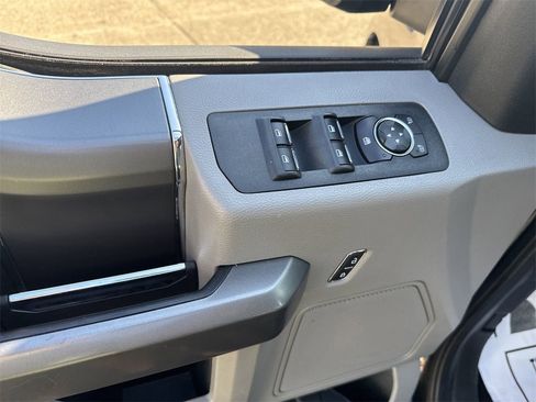 Used 2020 Ford F150 XLT w/ Equipment Group 302A Luxury image 14