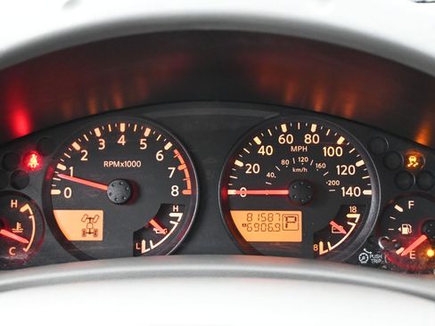 Used 2016 Nissan Frontier SV image 16