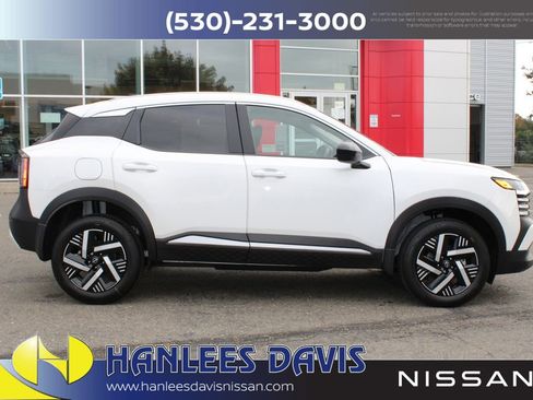 New 2026 Nissan Kicks SV image 6