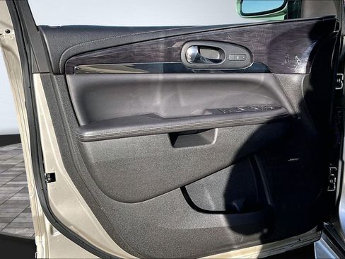 Used 2016 Buick Enclave Premium w/ Trailering Package image 23