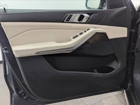 Used 2019 BMW X5 xDrive40i w/ Convenience Package image 13