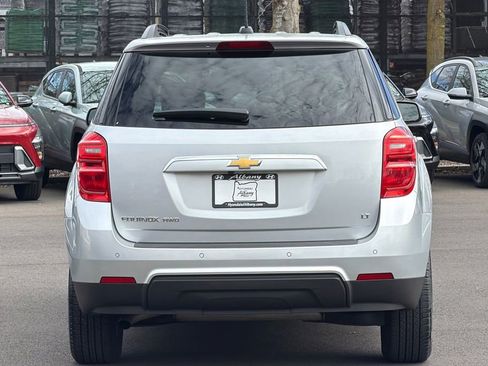 Used 2017 Chevrolet Equinox LT w/ Convenience Package image 5