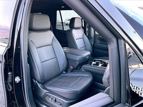 Used 2025 Chevrolet Tahoe High Country w/ Sun And Tow Package image 11