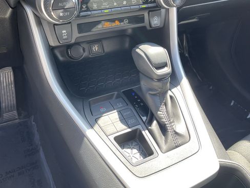 Certified 2025 Toyota RAV4 XLE AWD/4WD image 23