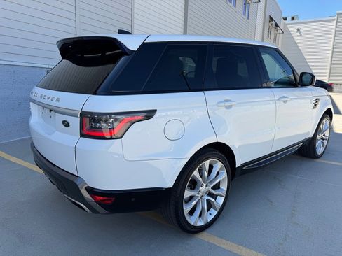 Used 2019 Land Rover Range Rover Sport HSE image 3