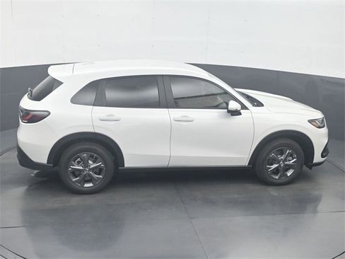 New 2026 Honda HR-V LX image 25