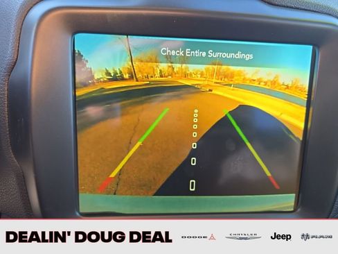 Used 2023 Jeep Renegade Latitude AWD/4WD image 21