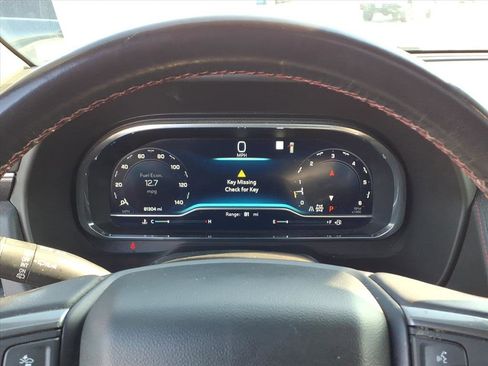 Used 2022 Chevrolet Suburban RST w/ Luxury Package image 19