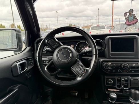 Used 2021 Jeep Wrangler Unlimited Sport image 15