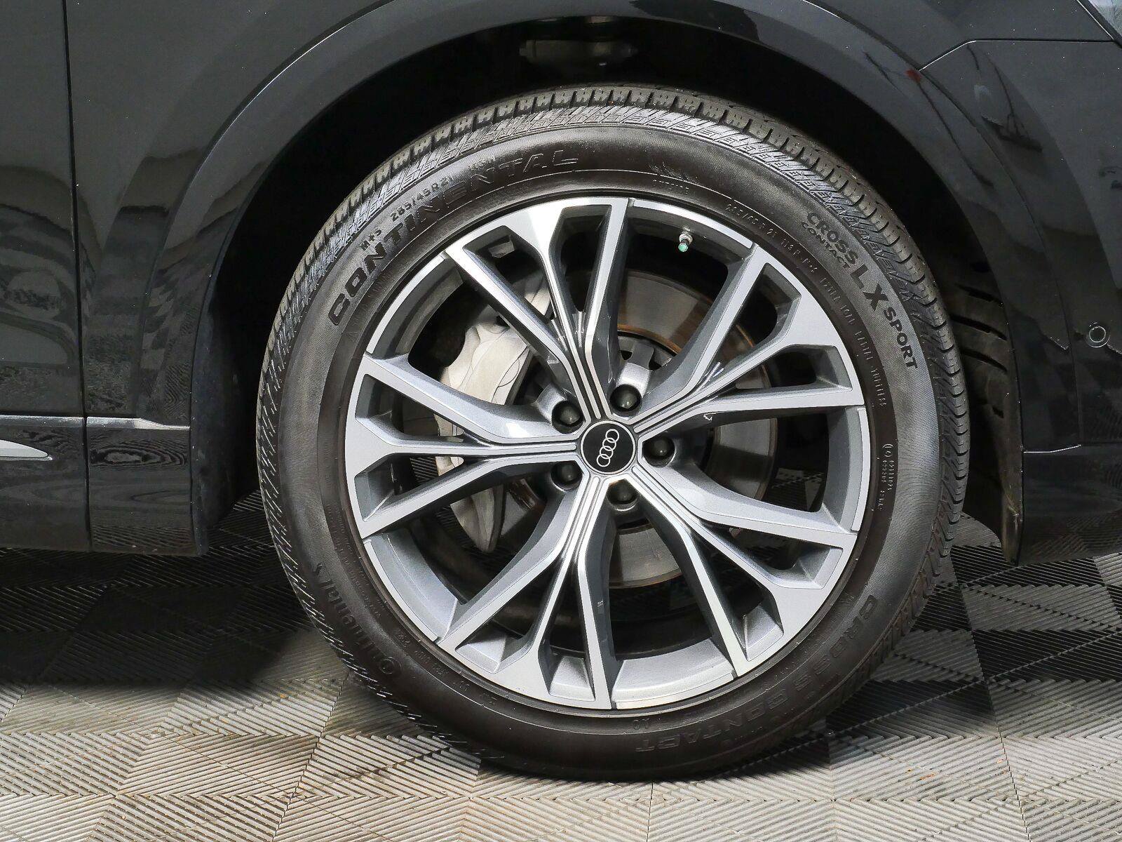 Used 2023 Audi Q8 Premium Plus w/ Premium Plus Package AWD/4WD image 42