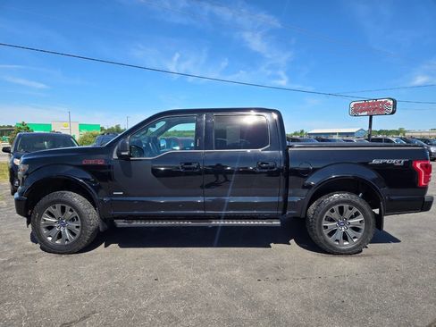 Used 2017 Ford F150 XLT w/ Equipment Group 302A Luxury AWD/4WD image 5