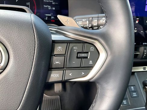 Used 2025 Lexus GX 550 image 22