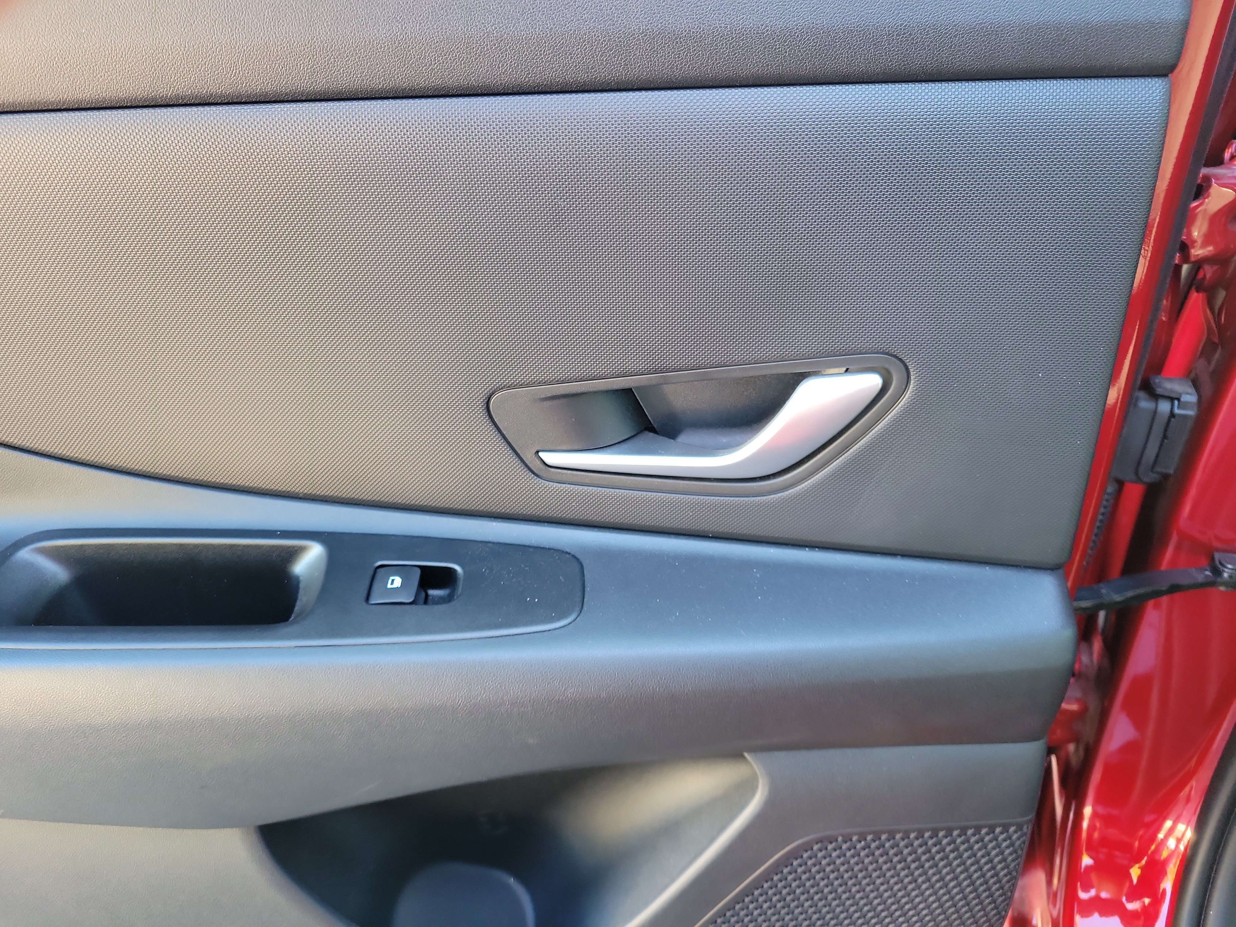 Used 2024 Hyundai Elantra SEL FWD image 12