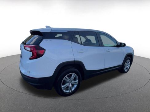 Used 2024 GMC Terrain SLE FWD image 15