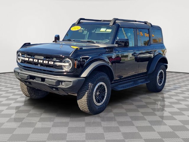 Used 2024 Ford Bronco Outer Banks w/ Sasquatch Package AWD/4WD image 2