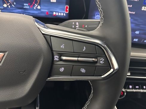 New 2026 Chevrolet Traverse LT w/ Sun and Wheel Package image 13