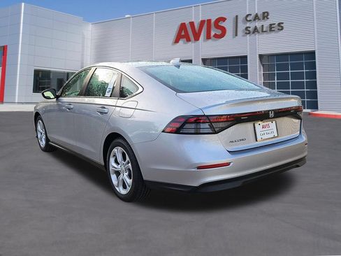 Used 2025 Honda Accord LX image 9