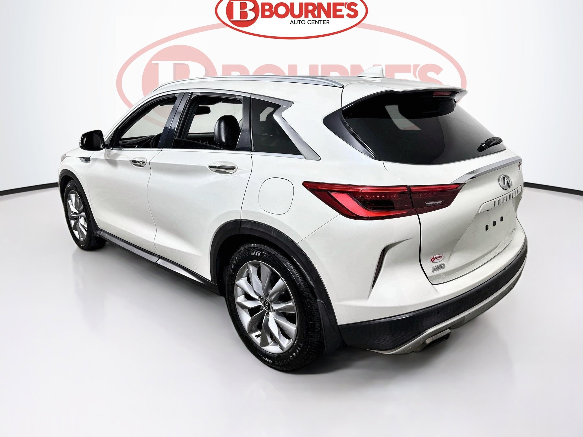Used 2019 INFINITI QX50 Essential w/ Premium Heat Package AWD/4WD image 9