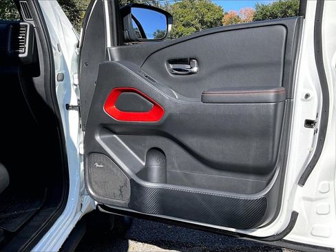 Used 2023 Nissan Frontier PRO-4X w/ Pro-4X Premium Package image 25