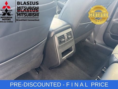 Used 2024 Mitsubishi Outlander SE AWD/4WD image 32