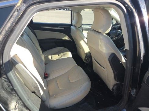 Used 2015 Ford Fusion Titanium AWD/4WD image 18