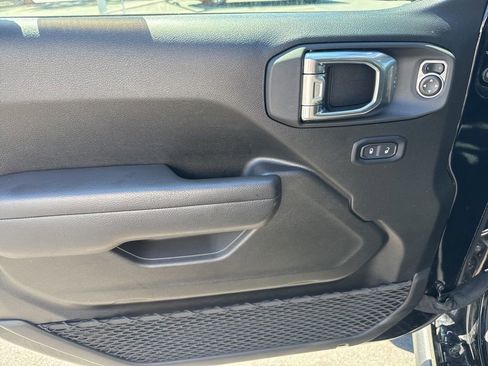 Certified 2025 Jeep Wrangler Unlimited Rubicon 4xe w/ Safety Group image 13