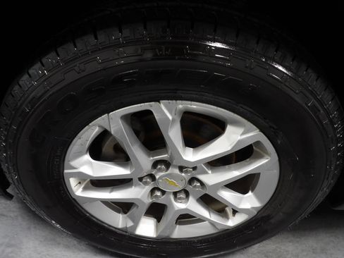 Used 2019 Chevrolet Traverse LT w/ LPO, Floor Liner Package AWD/4WD image 28
