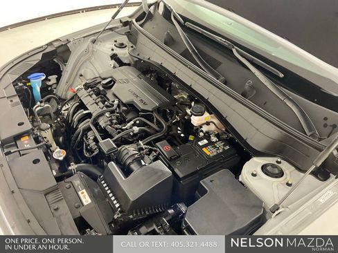 Used 2024 Hyundai Kona SEL FWD image 50