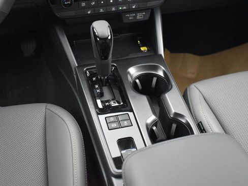 New 2026 Subaru Outback Limited image 22