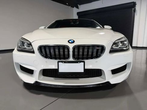Used 2016 BMW M6 Gran Coupe RWD image 2