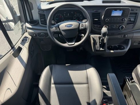 New 2025 Ford Transit 250 Low Roof image 9