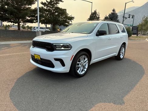 Used 2024 Dodge Durango GT AWD/4WD image 7