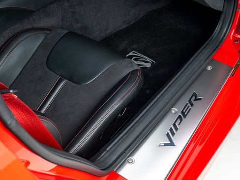 Used 2017 Dodge Viper GTC w/ ACR Package RWD image 30