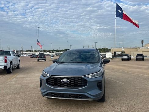 Used 2024 Ford Escape ST-Line AWD/4WD image 6