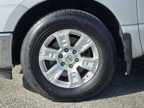 Used 2017 Nissan Titan SV RWD image 10