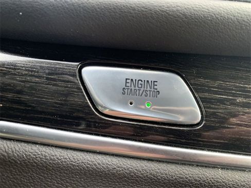 Certified 2020 Buick Enclave Avenir w/ Avenir Technology Package image 17