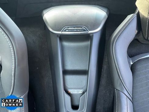 Used 2024 Chevrolet Corvette Stingray Premium Conv w/ Z51 Performance Package image 17