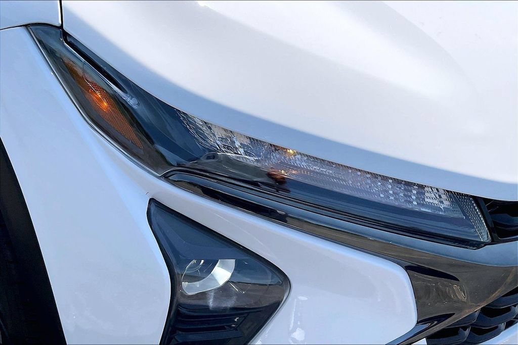 Used 2024 Chevrolet Trax RS w/ Driver Confidence Package FWD image 34