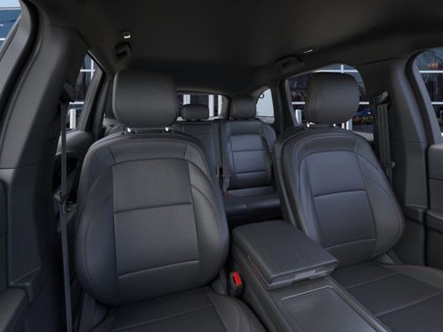 New 2025 Lincoln Nautilus Premier w/ Jet Appearance Package image 10