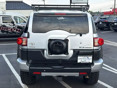 Used 2008 Toyota FJ Cruiser 4WD image 4