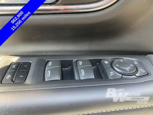 Used 2023 Chevrolet Tahoe Z71 w/ Luxury Package AWD/4WD image 16