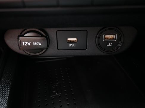 Used 2023 Hyundai Elantra SEL w/ Convenience Package FWD image 30
