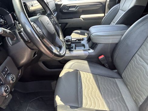 Used 2024 Chevrolet Silverado 1500 ZR2 AWD/4WD image 13