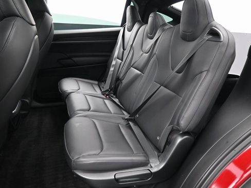 Used 2024 Tesla Model X image 26