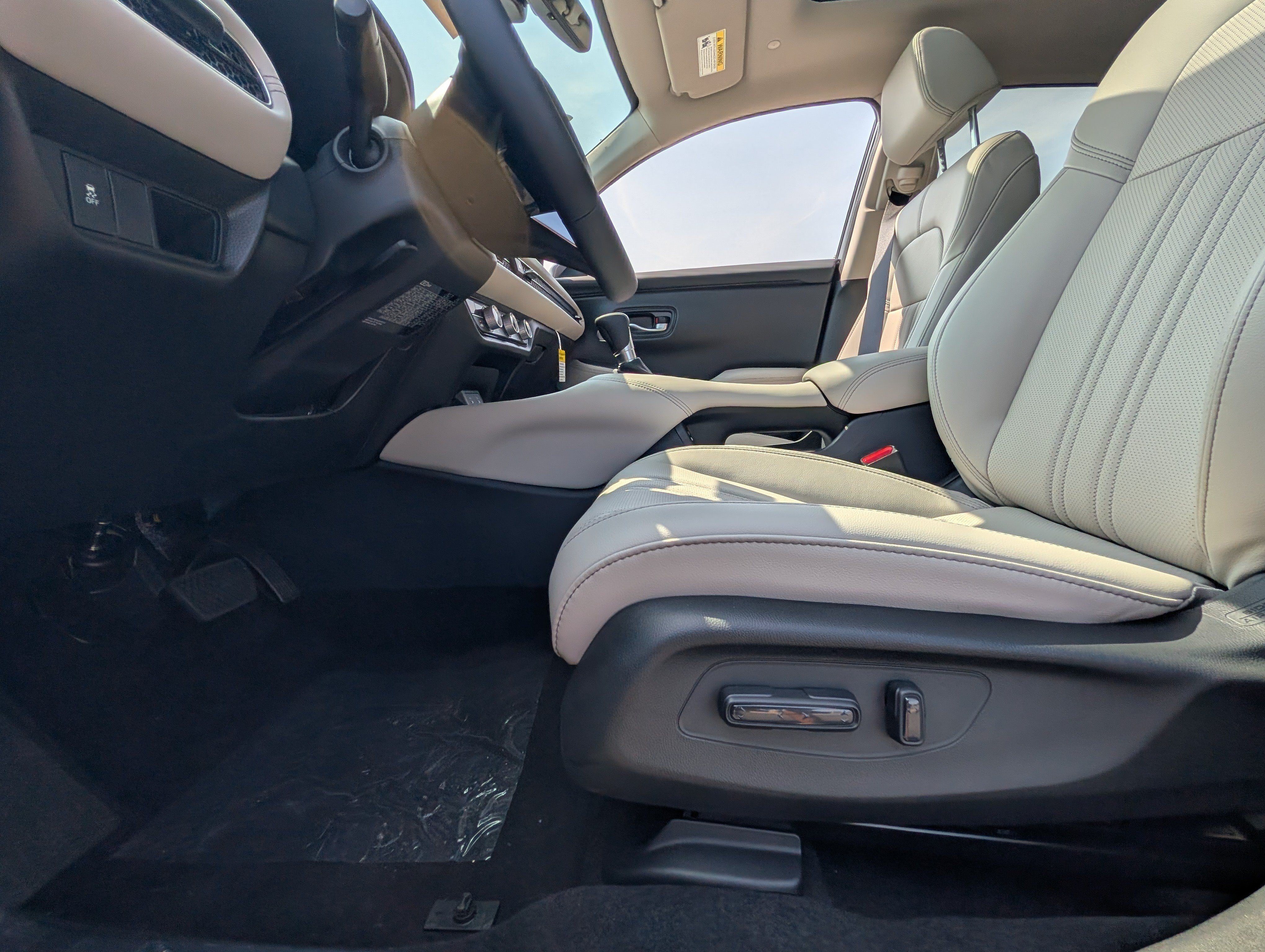 New 2027 Honda HR-V EX-L image 17