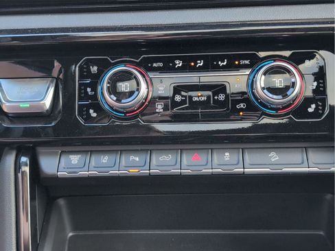 New 2026 GMC Sierra 2500 AT4 w/ AT4 Premium Plus Package image 25